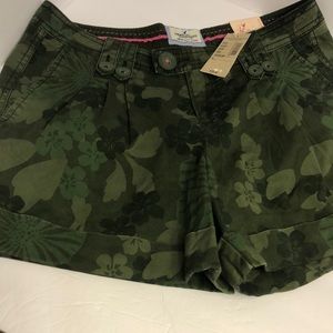 American Eagle outfitters NWT SIZE 0 shorts